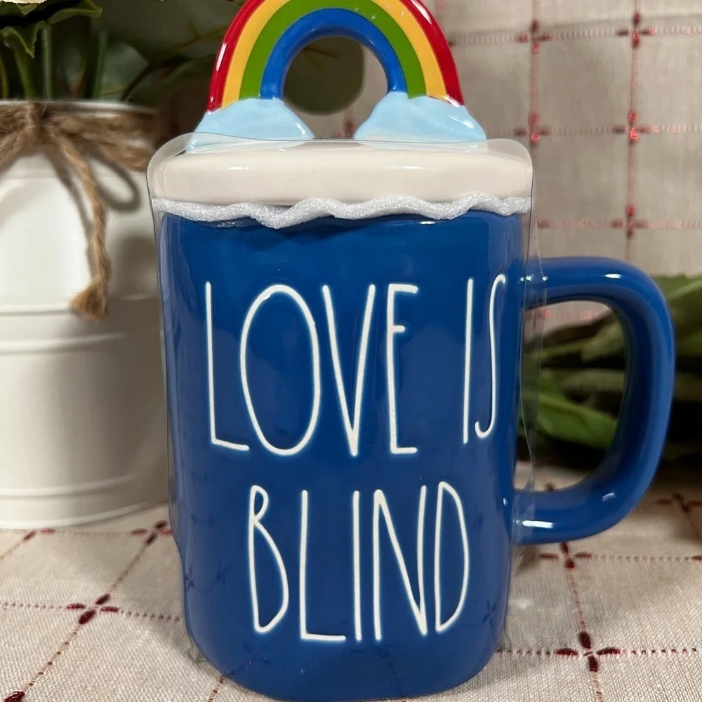 Rae Dunn Artisan Collection “Love is Blind” Figural Rainbow Topper Mug New - Picture 2 of 8